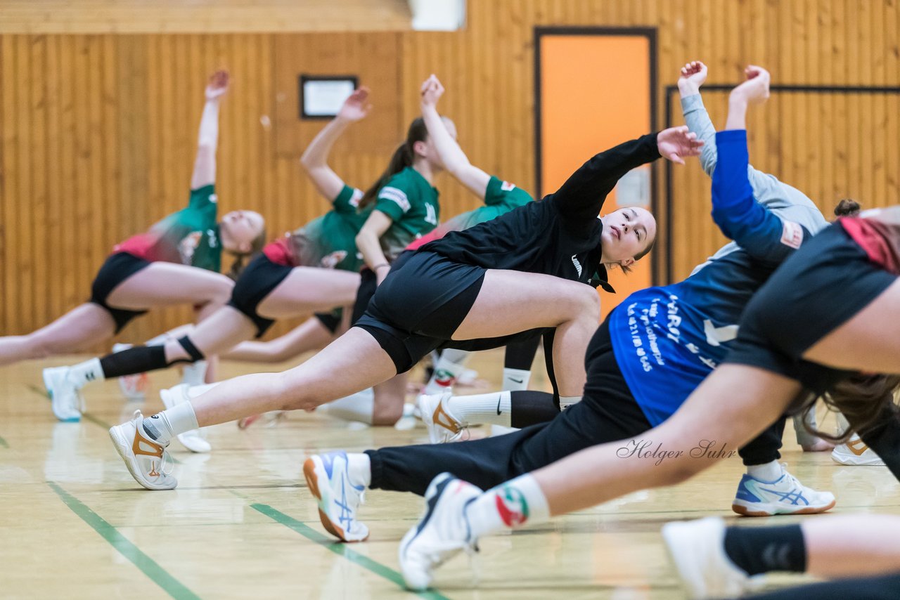 Bild 33 - wCJ TSV Ellerau - HSG Kremperheide/Muensterdorf : Ergebnis: 22:20